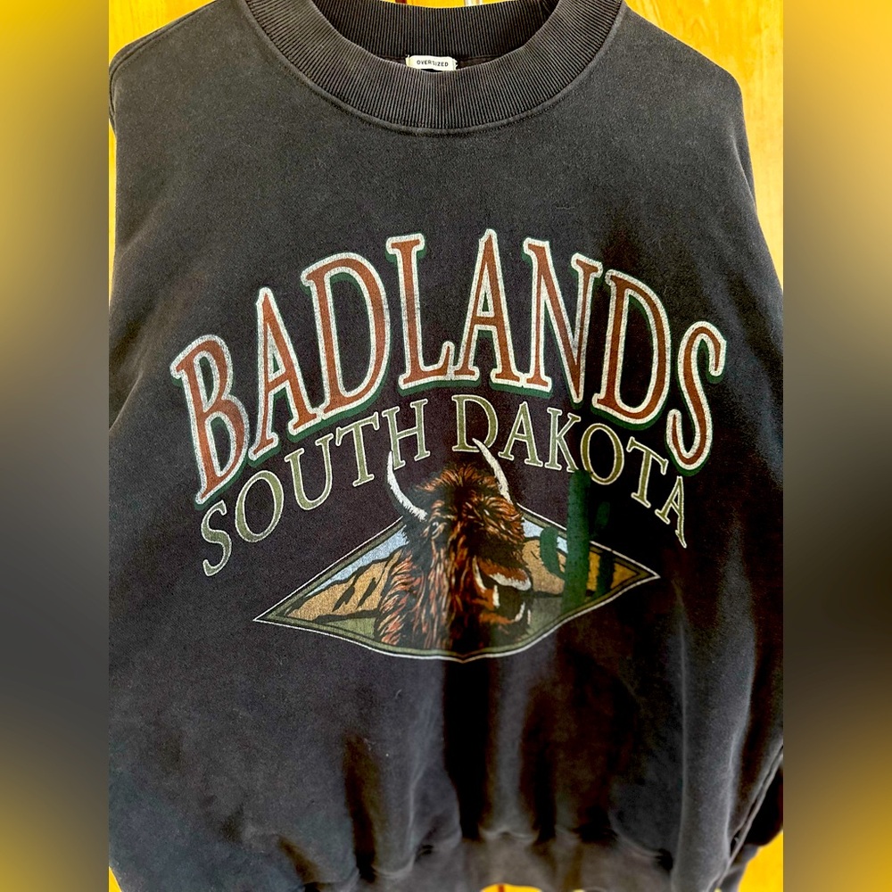 A + F badlands crewneck